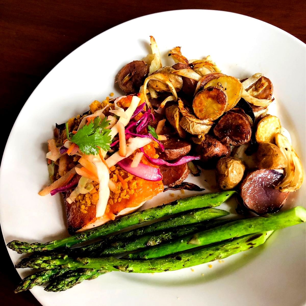 attachment-5ce5a77b7817f7bd7beec691 salmon with asparagus and fingerling potatoes